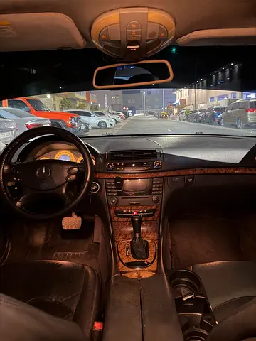 صورة مصغرة 12 لـ 2007 Mercedes-BENZ E-CLASS