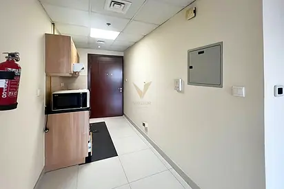 SEMI-FURNISHED STUDIO | VACANT | PRIME LOCATION