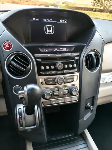 2015 Honda PILOT — фото 13