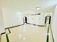 Spacious || 2 Bedrooms Apartment || Khalifa ST || ‪