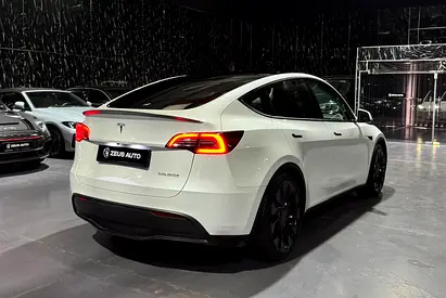 2023 Tesla MODEL Y — миниатюра 4