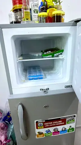 FRIDGE
