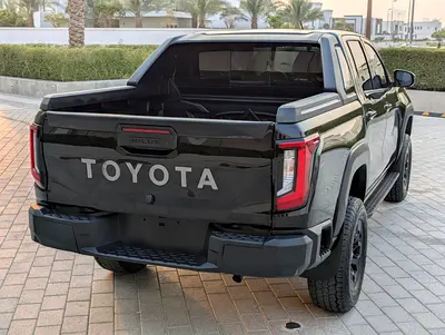 2021 Toyota HILUX — фото 4