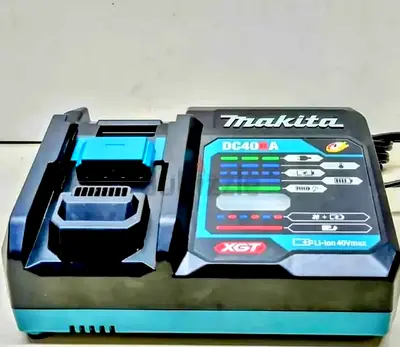 MAKITA DC40WA CHARGER