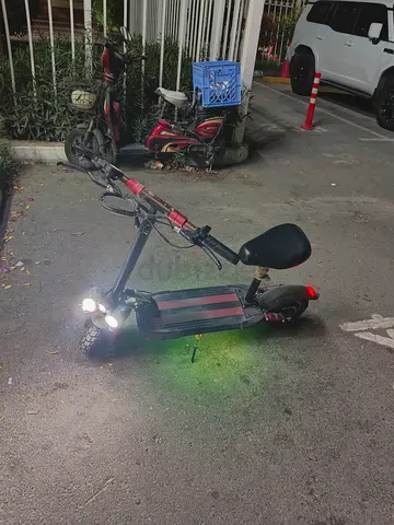 Electric scooter