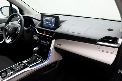 Toyota Veloz GX, миниатюра 13