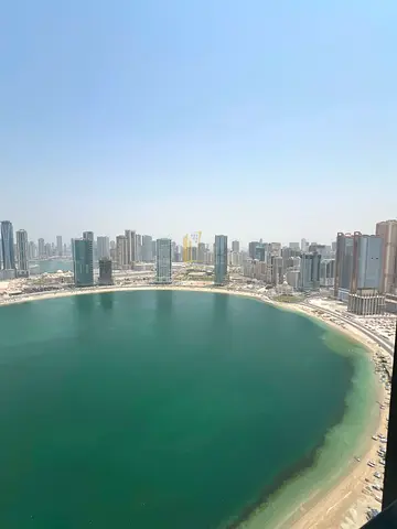 🌊 للبيع | شقة فاخرة في لابلاج تاور 1 – إطلالة أمامية مميزة