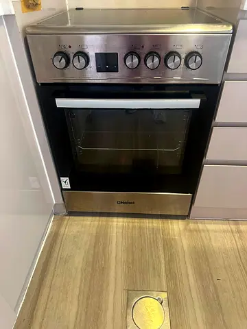 Nobel 60 x 60 Ceramic Electric Cooker & Oven – Excellent Condition
