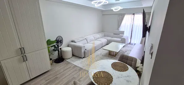 Fully Furnished & Upgraded 1BR | Prime Location