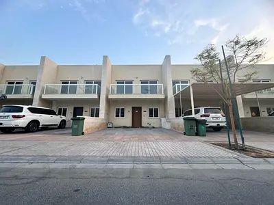 SINGLE ROW | Prime Location | RENTED