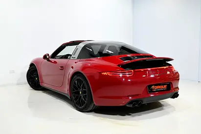 صورة مصغرة 7 لـ 2015 Porsche 911