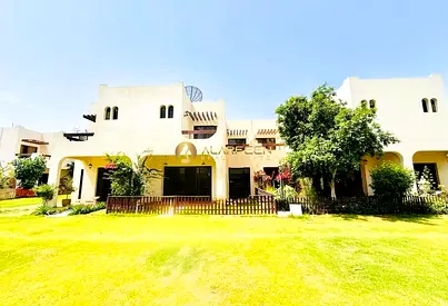 MODERN VILLA | READY TO MOVE | SPACIOUS