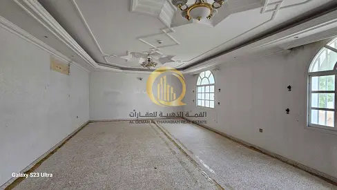 فيلا للبيع في الآبار – ضاحية حلوان | 18,000 قدم² | 10 غرف | دخل 180 ألف | 2.5 مليون
