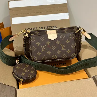 LOUIS VUITTON Women's Multi Pochette Accessoires Bag