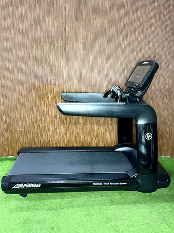 Life Fitness 95T elevation series