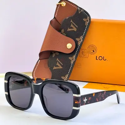 Designer-inspired oversized square sunglasses with hard case