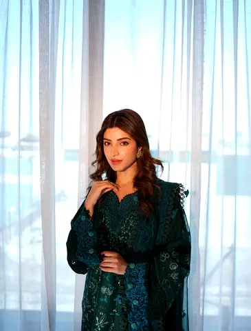 Green Embroidered Traditional Dress brand Sundas ahad luxury unstiched 3 piece laser work sleeves