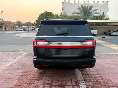 صورة 7 لـ 2021 Lincoln NAVIGATOR