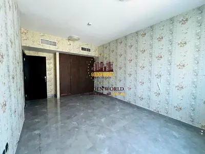 Al Majaz 2 – Jamal Abdul Nasser St. 🌟 3 bedrooms, living room, balcony, master room, 4 baths, free parking, gym & pool. AED 67K yearly.