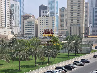المجاز 3 بجانب حديقة الصفيا 🌟 3 غرف وصالة، غرفة ماستر وإطلالة على الحديقة. الإيجار 55 ألف سنوياً، والتصديق على المالك.