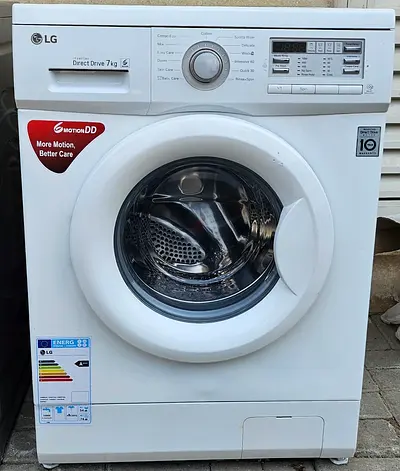 LG 7kg Front Load Washing Machine - Direct Drive, Good Condition