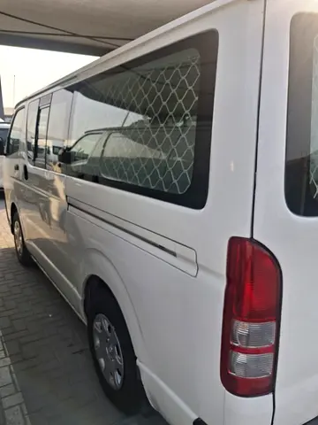 صورة 6 لـ 2013 Toyota HIACE