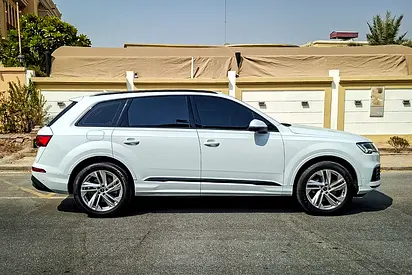 صورة 4 لـ 2023 AUDI Q7