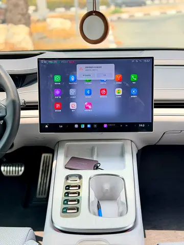 صورة 10 لـ 2024 Xiaomi SU7
