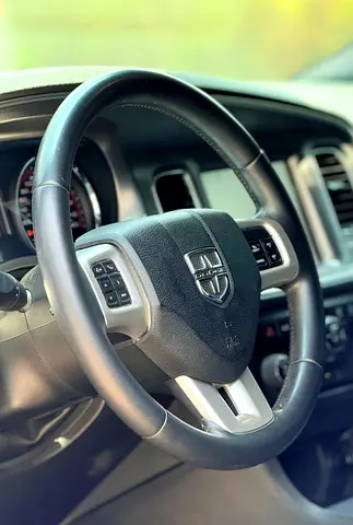صورة 10 لـ 2013 Dodge CHARGER