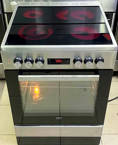 Beko Electric Cooker with Ceramic Hob and Oven - Good Condition