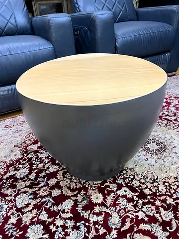 Modern Design Solid Wood Round Coffee Table