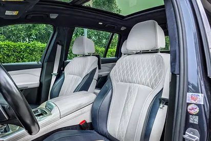 2019 BMW X7 — фото 12