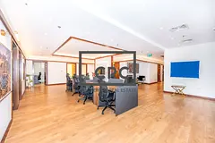 LUXURY OFFICE | MARINA WATER VIEW | VACANT