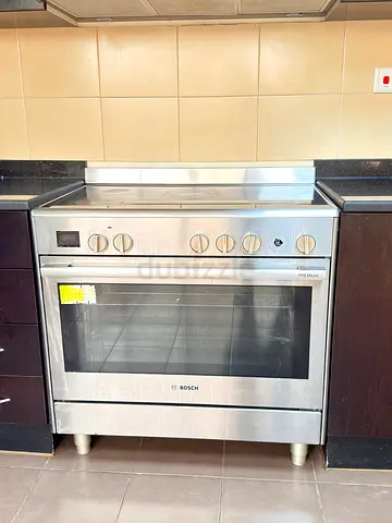 Bosch Stainless Steel Free-standing Electric Cooker with Oven