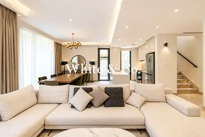 Corner Unit | Fully Furnished | Vacant Now