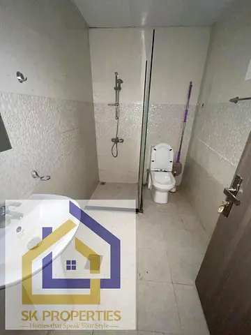 New Building 1bhk With Parking Aed 35K Only Near Dubai Bus Stop