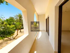 LUSH GREEN COMMUNITY 2 BEDROOM FULLY RENOVATED NEXT TO SCHOOL