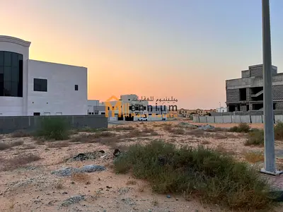 أرض سكنية للبيع بمساحة 8210 قدم مربع في الرقيبة