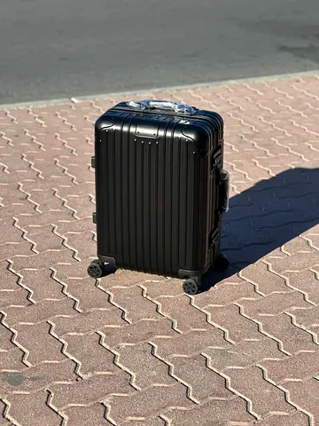 Rimowa cabin in black