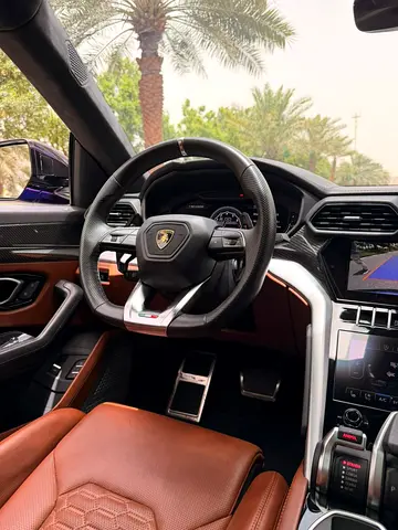 2021 Lamborghini URUS — миниатюра 14