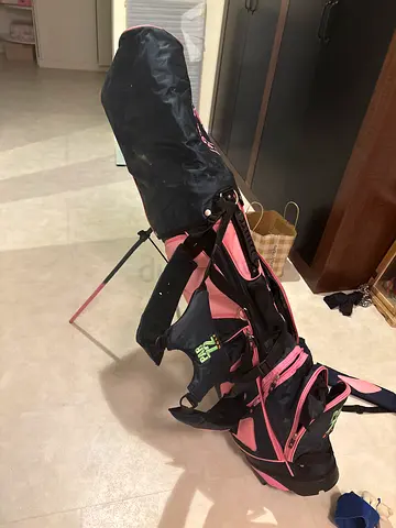 Used Pink and Black Stand Golf Bag - Lightweight with Covers