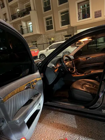 صورة مصغرة 11 لـ 2007 Mercedes-BENZ E-CLASS