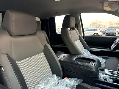 2017 Toyota TUNDRA 照片 11