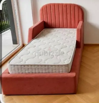 Single upholstered daybed with mattress - coral/pink, modern design