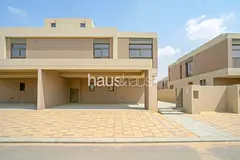 Corner Unit | On Pocket Park | Large Plot