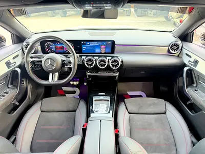 Mercedes-Benz A-Class A 200, миниатюра 10