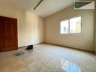 HOT OFFER ! FULLY SPACIOUS 1BHK 2WASHROOMS WITH BALCONY NEAT AND CLEAN BUILDING ONLY FOR FAMILY JUST 28K IN AL MAHATAH