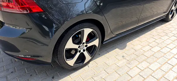2017 Volkswagen GOLF GTI — миниатюра 9