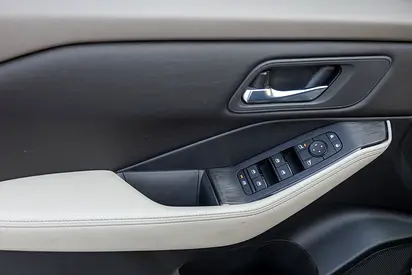 Nissan X-Trail SV, миниатюра 3