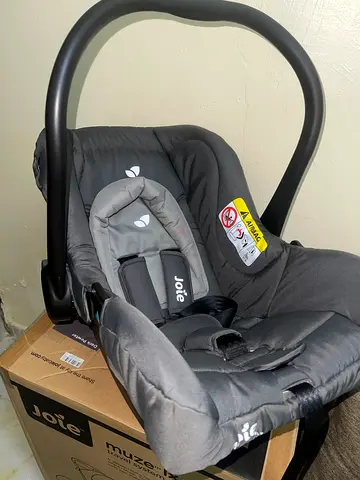 Joie infant car seat / baby carrier - grey, excellent condition